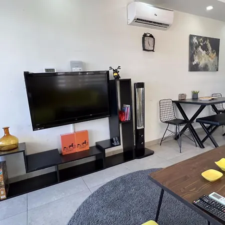 Anemon Apartment