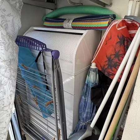Anemon Apartment