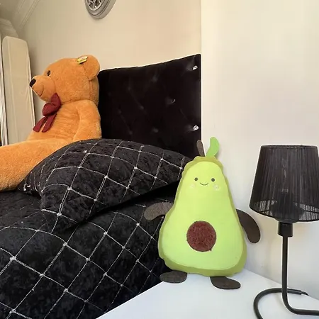 Anemon Apartment